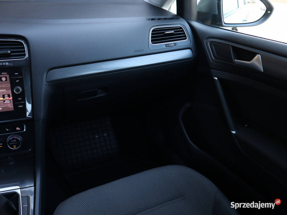 VW Golf 16 TDI wielofunkcyjna kierownica Bielany Wrocławskie