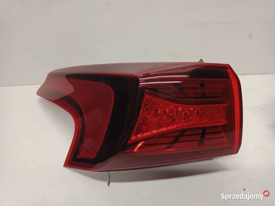 LAMPA LEWA TYŁ W KLAPE LEWA TYŁ W BLOTNIK SANTA Rakoniewice sprzedam