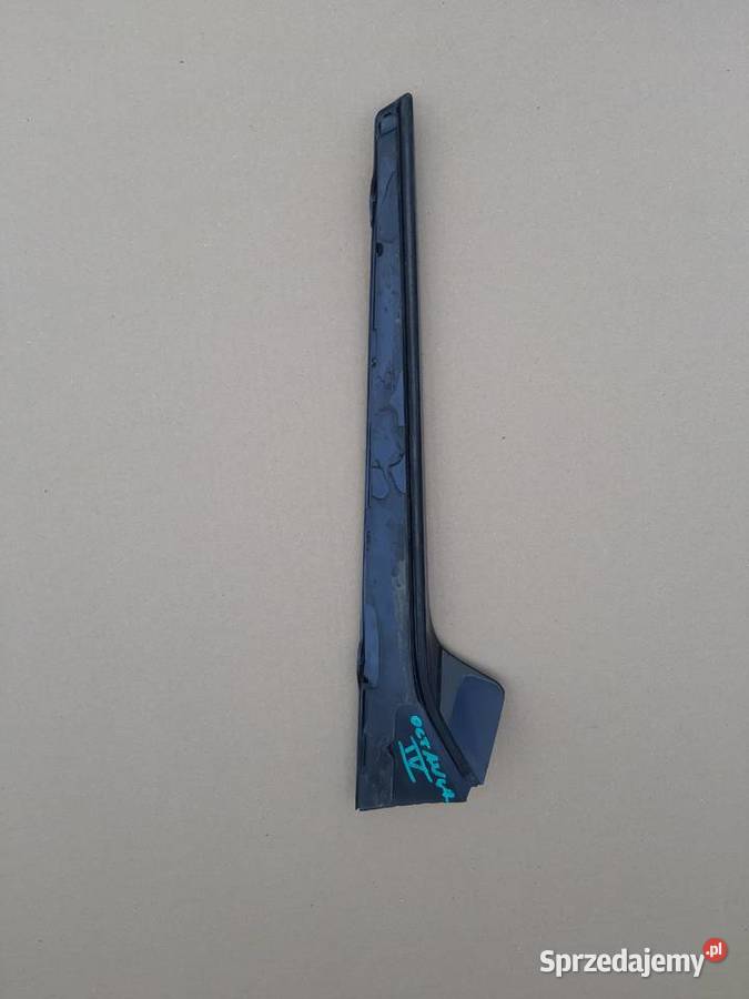 SKODA OCTAVIA IV KOMBI LISTWA SPOILER KLAPY TYŁ sprzedam