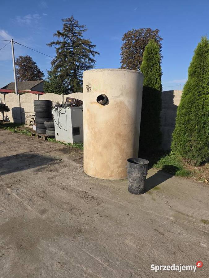 Sprzedam studnie betonowa 1m pokrywa najazdowa Drobin