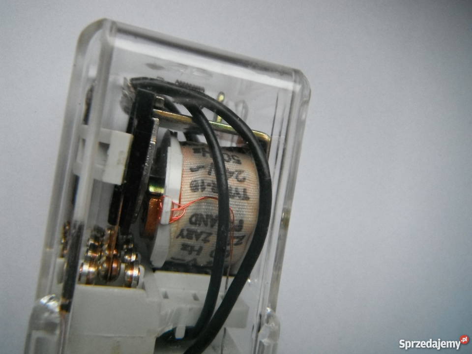 Przekaźnik R15 4PDT 24VAC 10A typ 151054233024