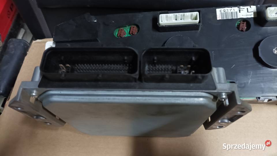 nissan xtrail t30 22dci 136 zestaw startowy Goleniów