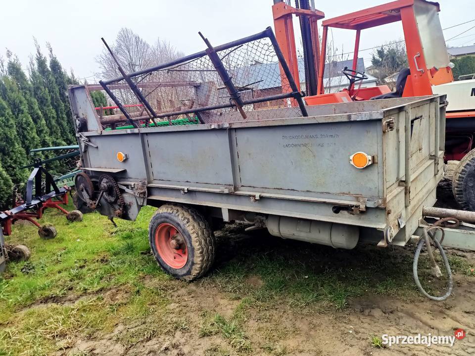 Rozrzutnik jednoosiowy Warfama 25T Jasło