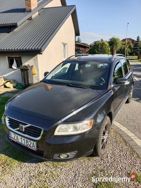 Czarne volvo v50 16 sprzedam