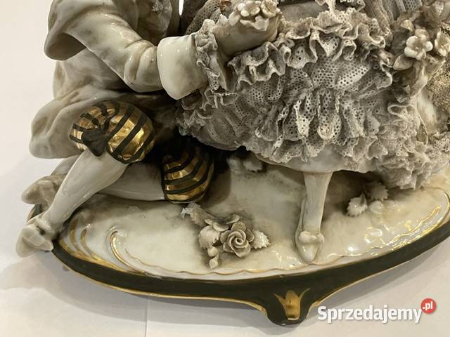 Porcelanowa figurka rokokowa Sitzendorf w stylu Kraków
