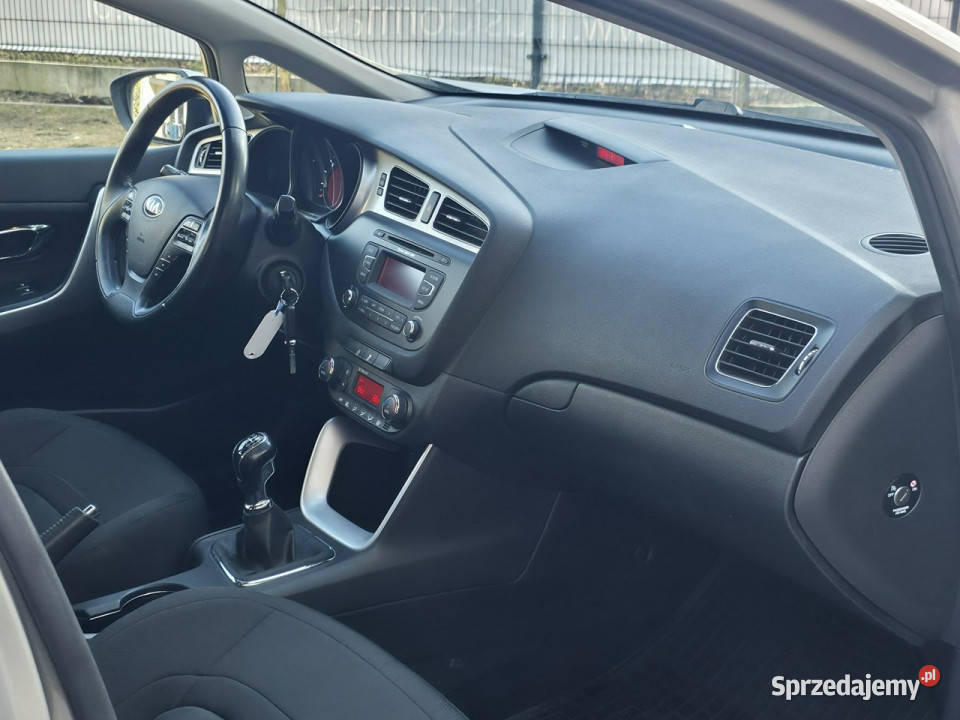 Kia Ceed 14 Benzyna Serwisowany Gwarancja Bogate elektrochrom. lusterko wst. świętokrzyskie