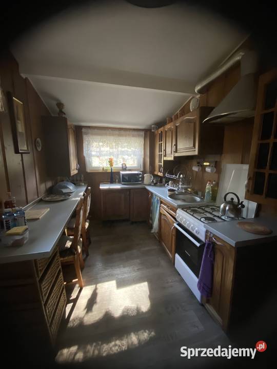 Domek jeziorem w lesie Sprzedaż pomorskie