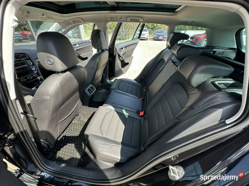 Volkswagen Golf Variant Iręka Xenon Panorama wspomaganie kierownicy Kąty Opolskie