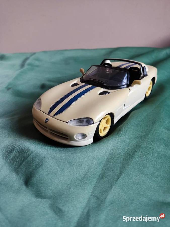 Model samochodu 124 Dodge Viper RT10 1996 Maisto Głuchołazy