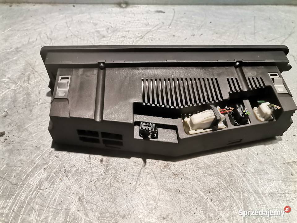 PANEL KLIMATYZACJI NAWIEWU BMW E46 64118382446 Rok produkcji 1998 Nowy Sącz