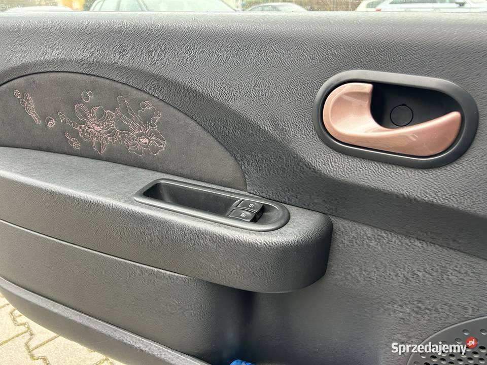 sprzedam renault twingo 15 dci 2010 Chełm