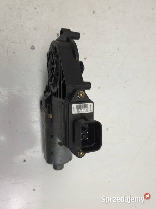 Mitsubishi Space Star SILNICZEK SZYBY Prawy Rudka