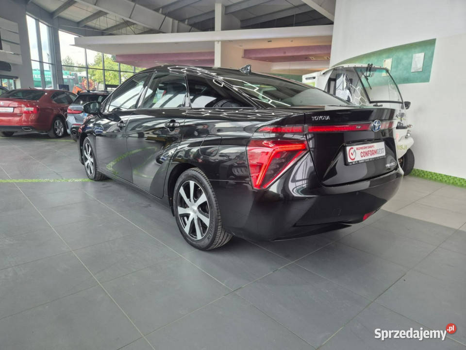 Toyota Mirai Toyota Mirai lakier metallic Łaziska Górne sprzedam