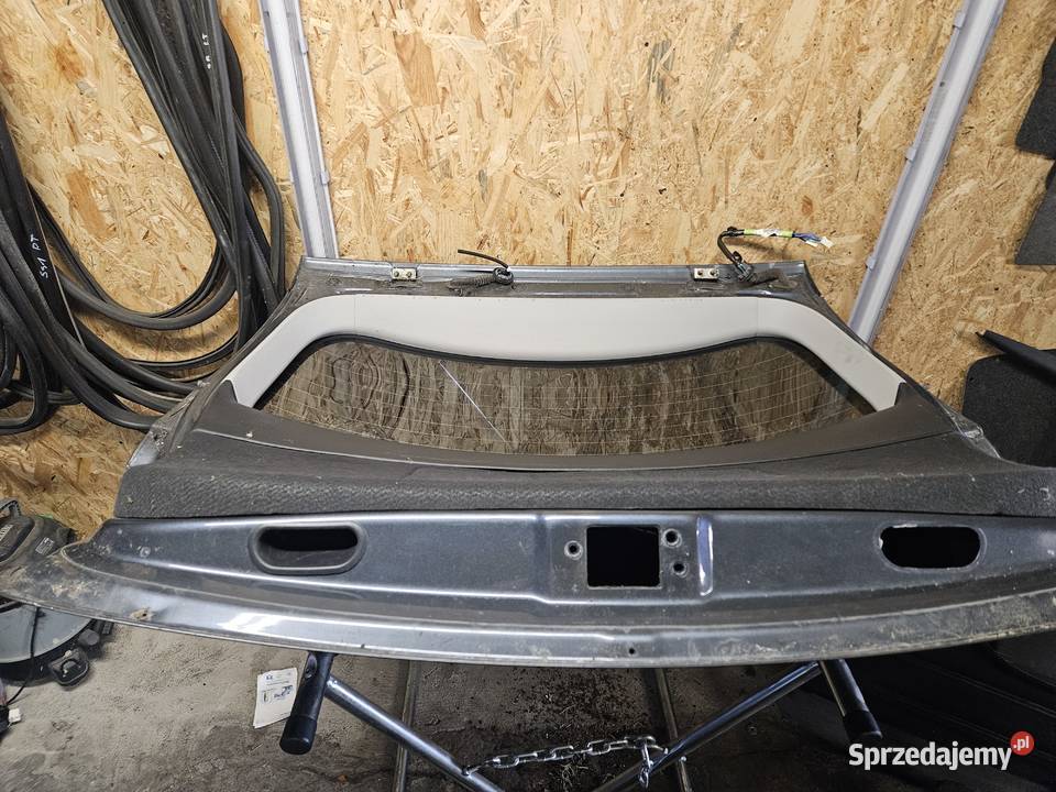 Toyota avensis t25 klapa tylna kombi 0308 Kutno sprzedam