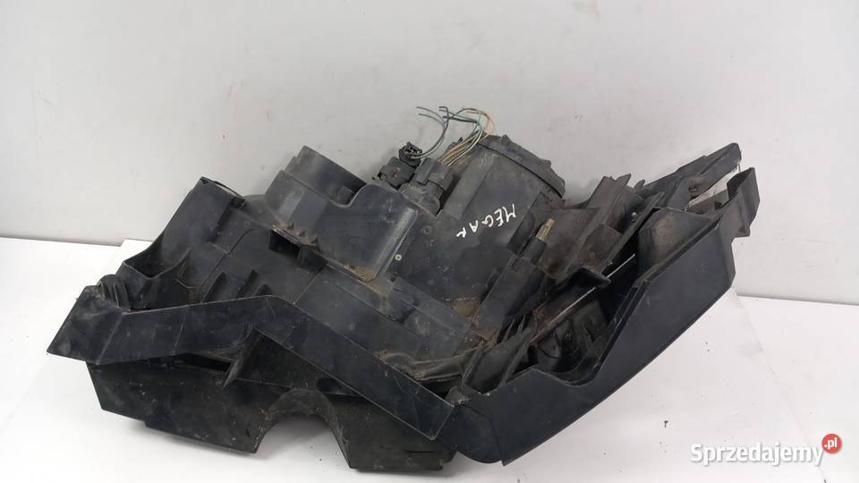 RENAULT MEGANE II LIFT LAMPA PRZÓD PRAWA Lampy przednie wielkopolskie Zbierkowo