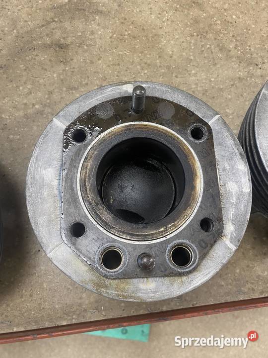 Sprzedam cylindry i głowice BMW R 50 Wrocław