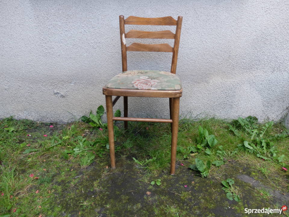 Krzesło z epoki PRL tapicerka w kwiatki 303