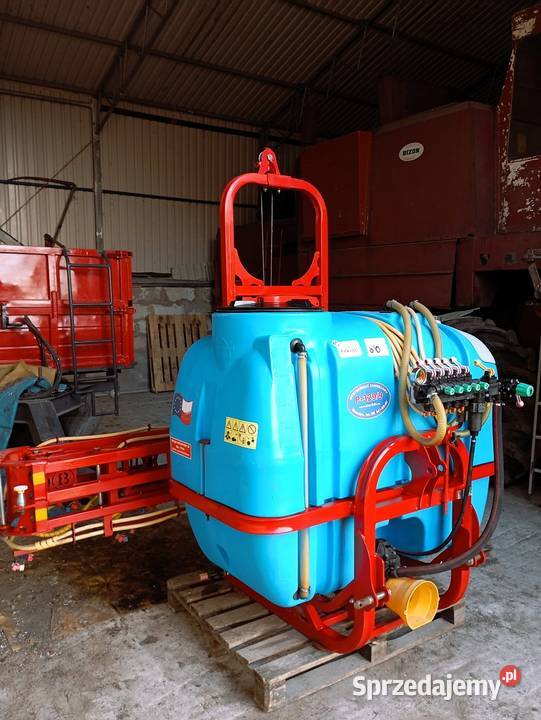 Biardzki opryskiwacz 1000L Lance 15M zawieszany warmińsko-mazurskie Płośnica