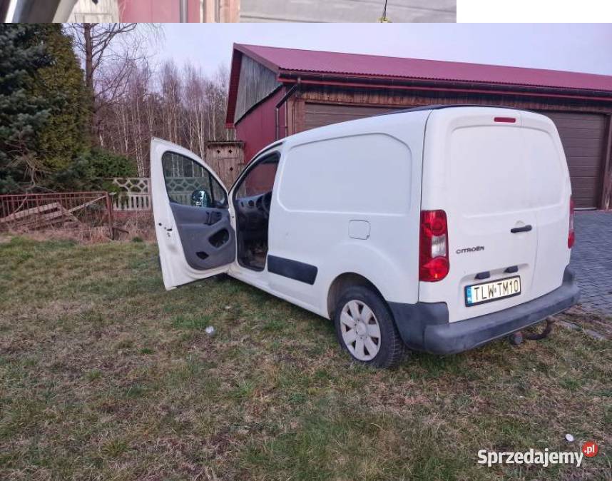 Syndyk sprzeda Citroena Berlingo o rej TLW TM10 Komparzów