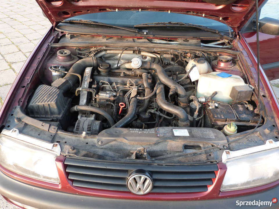 VW Passat 19 TDI AFN 110 KLIMATYZACJA