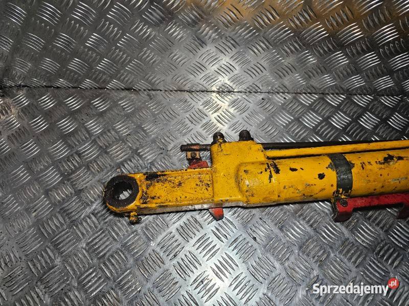 Siłownik hydrauliczny łyżki Massey Ferguson Gdynia sprzedam