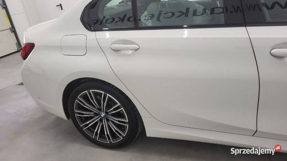 BMW 320 d xDrive mHEV M Sport sportaut G20 2019 komputer pokładowy BMW Grójec