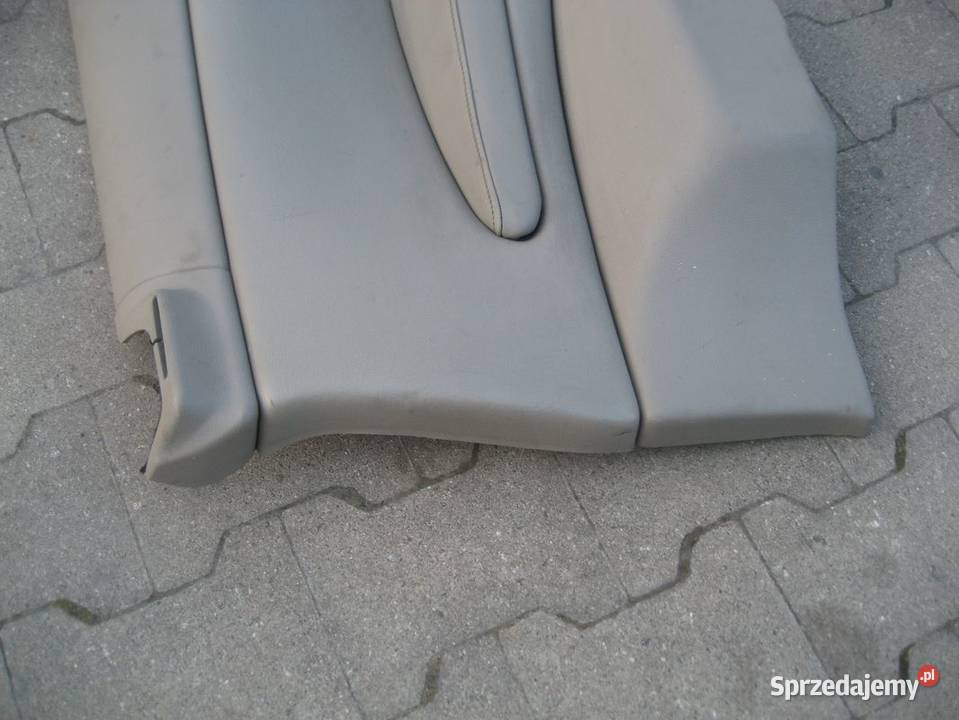 volvo c70 9804r boczek tapicerka tył prawa OEK Rakoniewice