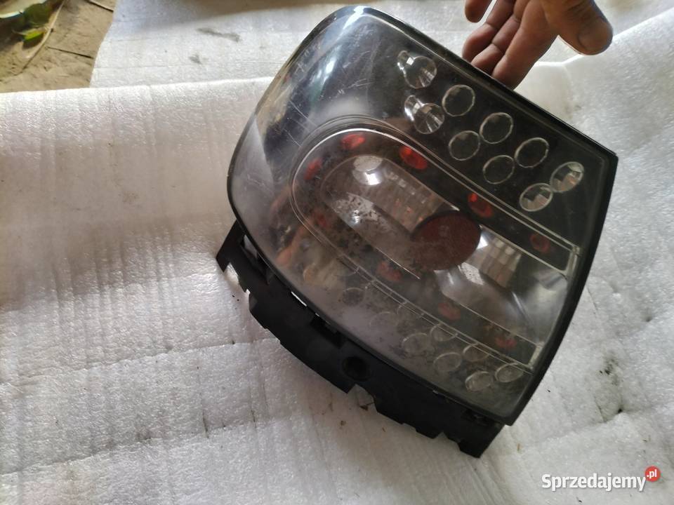 LAMPA LEWA TYLNA LEWY TYŁ AUDI A4 B5 SEDAN Kamień-Kolonia