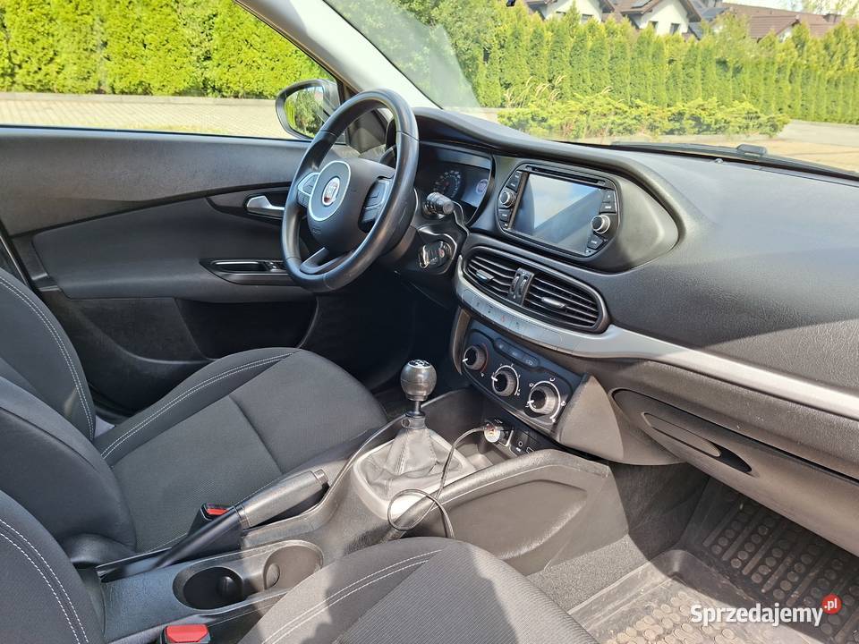 Fiat Tipo kombi 14 16V Pop 78 przebiegu 2016 garażowany Tipo Katowice