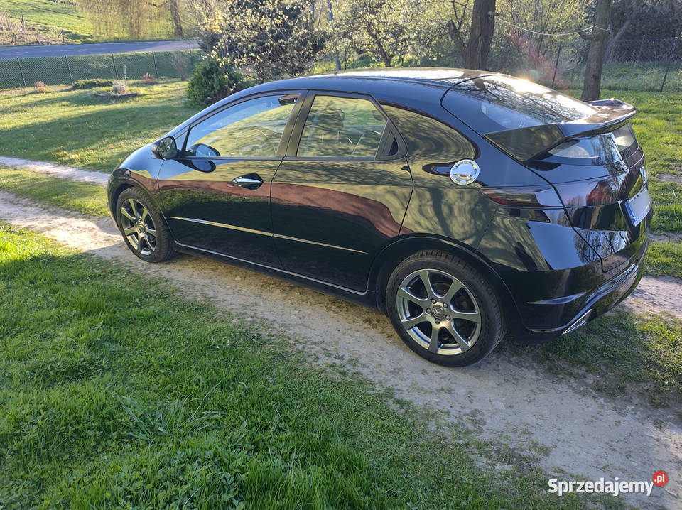 Honda Civic 8 UFO 2010r 18 140 benzynaLPG wersja manualna Wojsławice