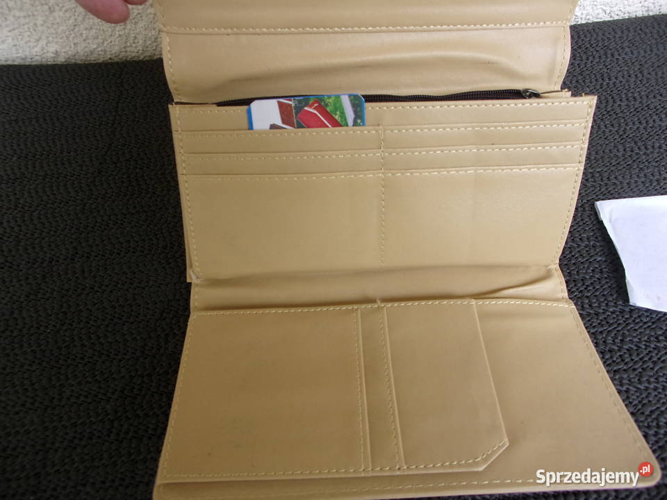 Nowy ładny portfel damski z miękkiej skórki Pozostałe Warszawa