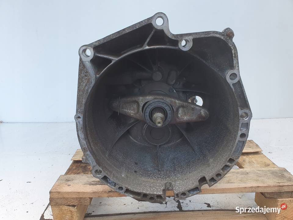 BMW X3 E83 20 D DIESEL REDUKTOR MANUALNEJ Janów