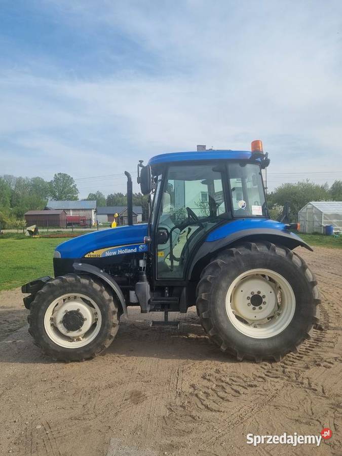 New Holland td5020