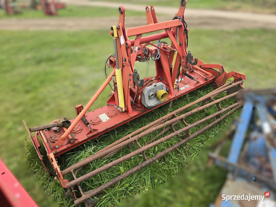 Brona wirnikowa aktywna z hydropakiem LELY Terra Lely Drężewo