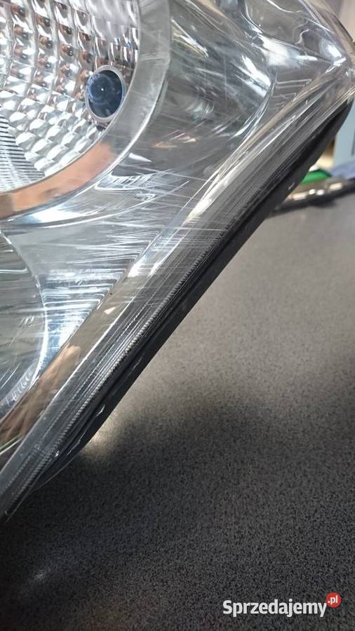 MERCEDES VITO REFLEKTOR LAMPA PRZÓD LEWA W639