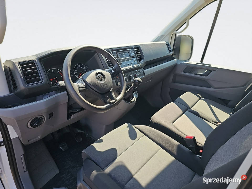 Volkswagen Crafter Volkswagen Crafter 35 TDI Rok produkcji 2021 Katowice