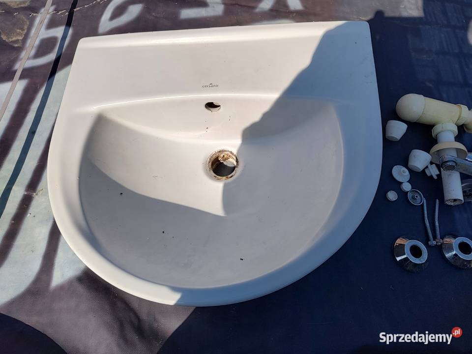 umywalka 50 z syfonem i baterią Czerniejów