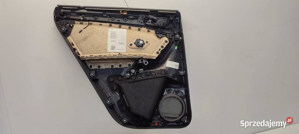 VW TIGUAN II BOCZEK DRZWI PRAWY TYŁ 5NA867212 P