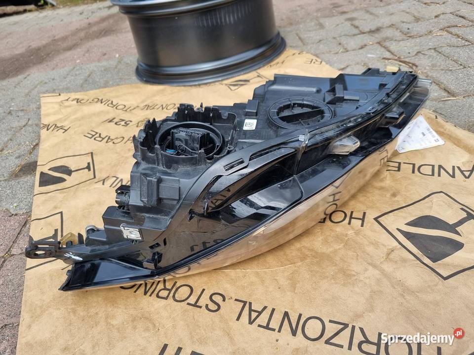 LAMPA LEWA PRZEDNIA PRZÓD FULL LED VW GOLF VIII sprzedam