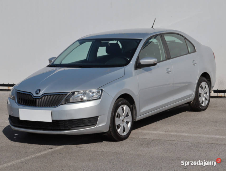 Skoda Rapid 10 TSI srebrny Lublin