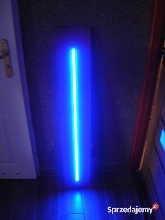 Półka z listwą led niebieskie podświetlenie 20cm Nowa Sól