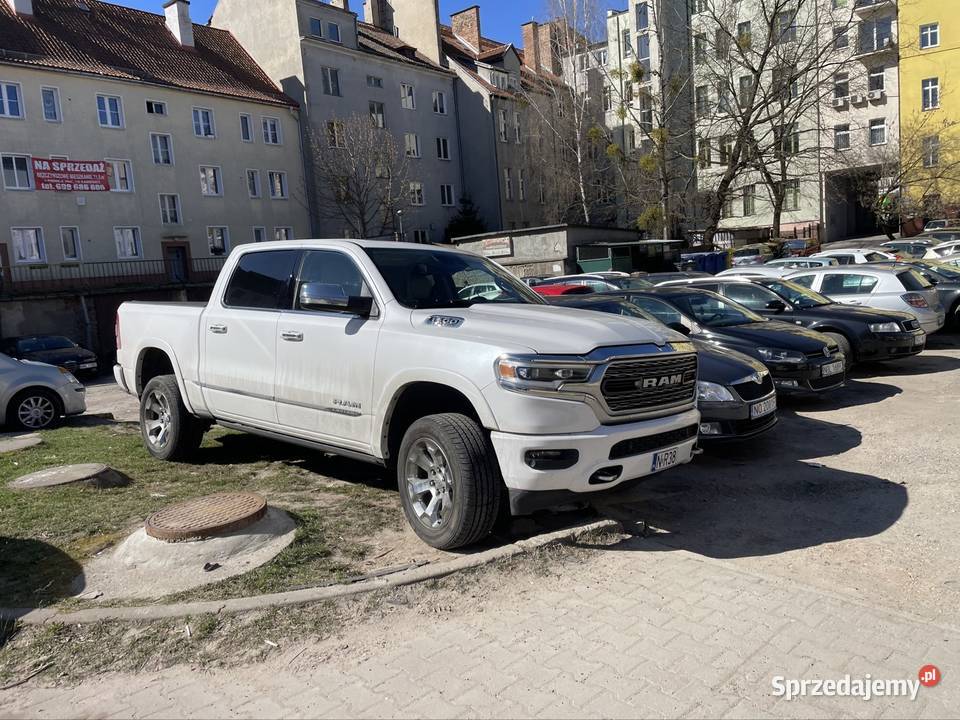 Ram 1500 limited ful wersja dodatki ogranicznik prędkości Dywity