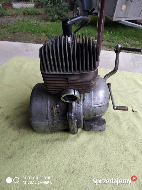 Silnik WSK 125 i części Silniki i osprzęt Motoryzacja Łańcut