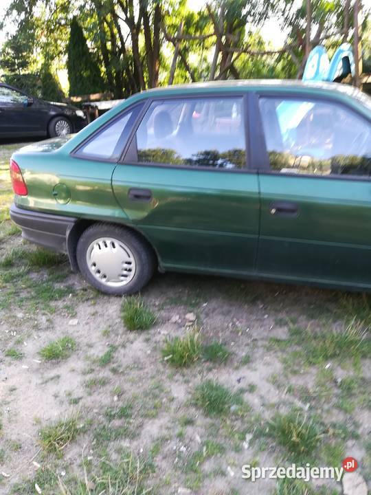 Sprzedam Opla Astrę clasic Józefów