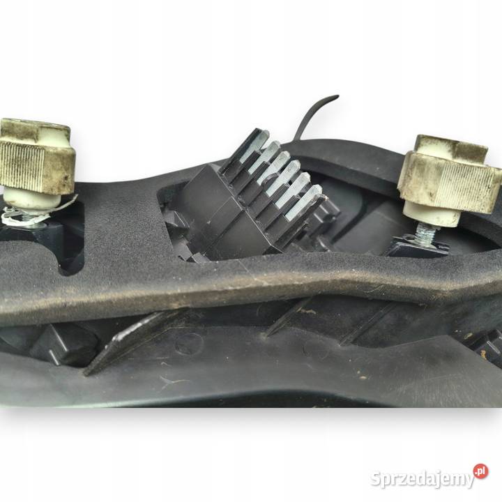 LAMPA PRAWA Opel Astra III H HTB tylna tylnia Chełm
