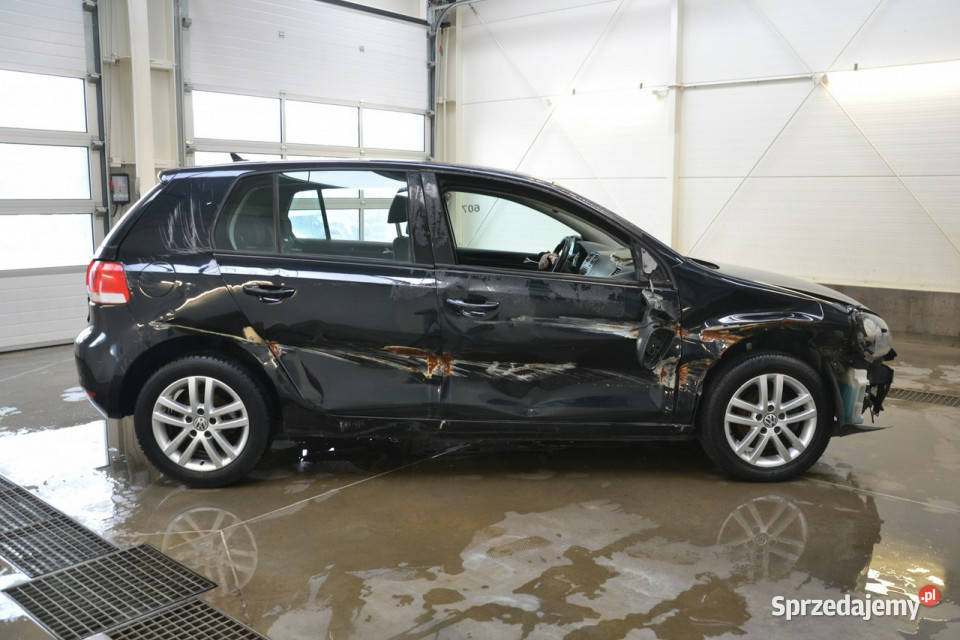 Volkswagen Golf 16 tdi 105 ekonomiczny nawigacja uszkodzony Kęty