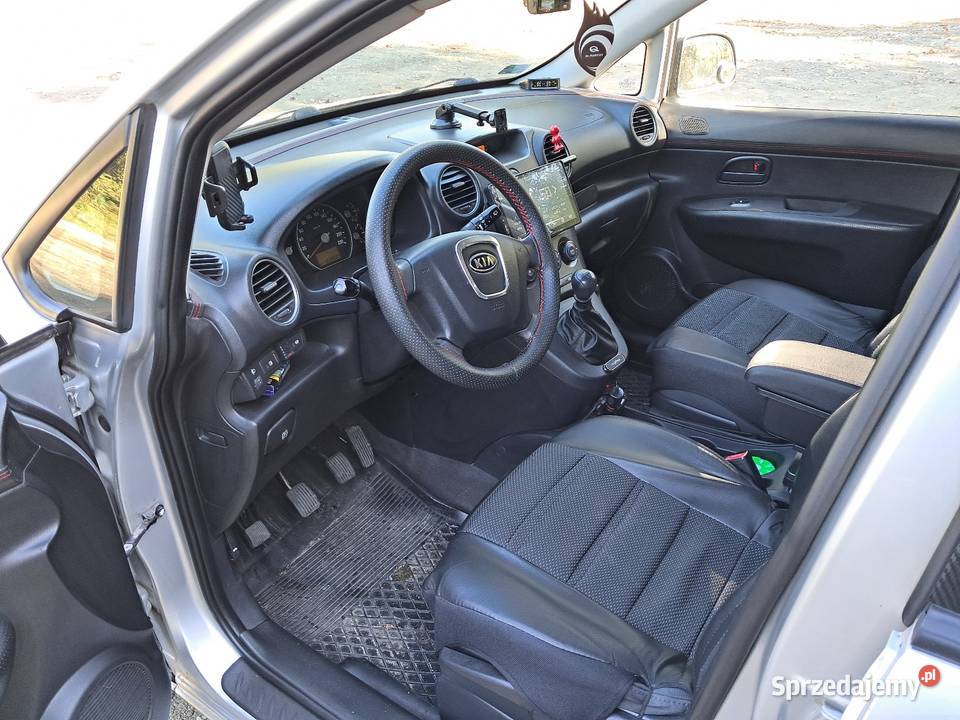 Sprzedam Kia Carens 35 osobowa 2010rKia Carens 3 przyciemniane szyby Motoryzacja Wrocław