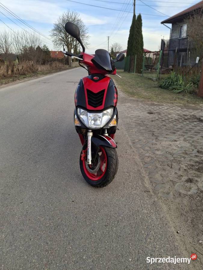 Kymco super 9 skuter