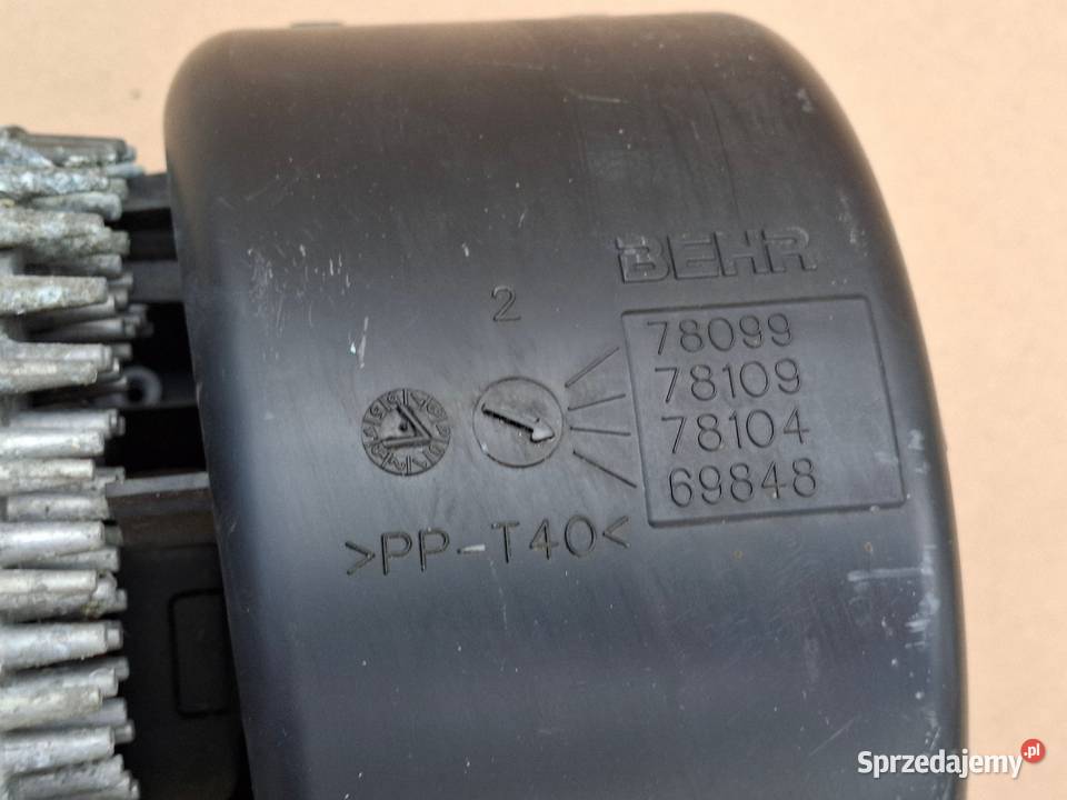 VOLVO F12 F13 WENTYLATOR NAWIEWU DMUCHAWA Bieleń