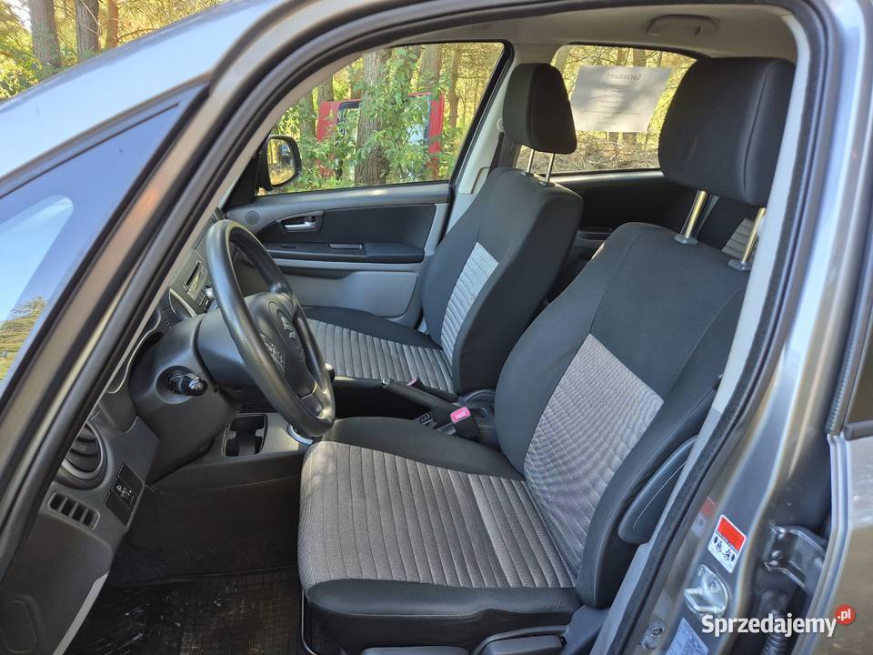 Suzuki SX4 16 Benzyna 120 4x4 130 przebiegu Skierniewice